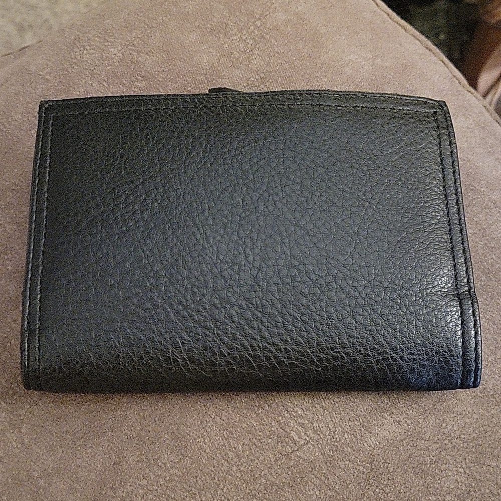 JESSICA SIMPSON Black Frankie Center Divider Meteorite Womens Wallet - Picture 6 of 11
